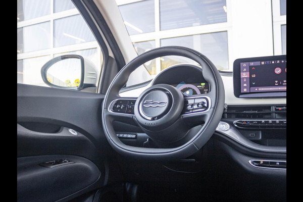 Fiat 500E 42 kWh Cabrio | Pack Style