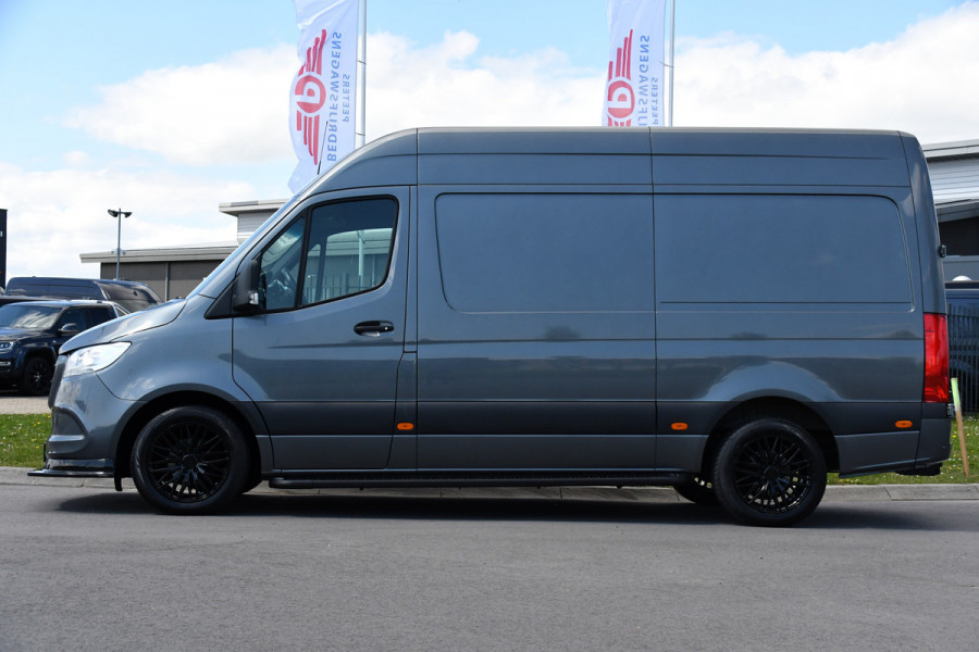 Mercedes-Benz Sprinter V6 319 3.0 CDI L2H2 PB Edition Adaptieve Cruise, Camera, 10,5'' Mbux, 3500KG Trekhaak, Carplay, 190PK, Automaat, Standkachel, Uniek!