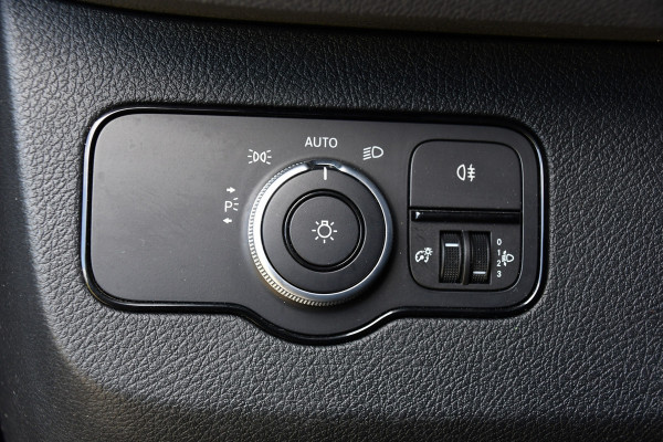 Mercedes-Benz Sprinter V6 319 3.0 CDI L2H2 PB Edition Adaptieve Cruise, Camera, 10,5'' Mbux, 3500KG Trekhaak, Carplay, 190PK, Automaat, Standkachel, Uniek!
