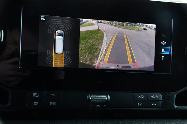 Mercedes-Benz Sprinter V6 319 3.0 CDI L2H2 PB Edition Adaptieve Cruise, Camera, 10,5'' Mbux, 3500KG Trekhaak, Carplay, 190PK, Automaat, Standkachel, Uniek!