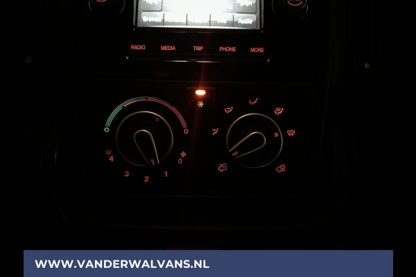 Citroën Jumper 2.0 BlueHDi 131pk L2H1 Euro6 Airco | 2500kg Trekhaak | Dakdragers | LED Parkeersensoren, Bijrijdersbank, Bluetooth telefoonvoorbereiding