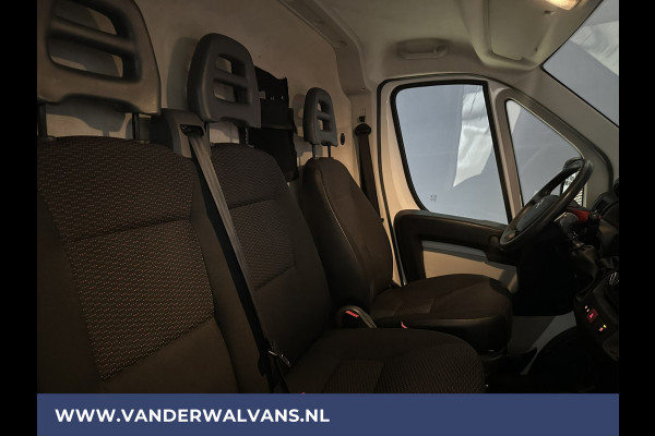 Citroën Jumper 2.0 BlueHDi 131pk L2H1 Euro6 Airco | 2500kg Trekhaak | Dakdragers | LED Parkeersensoren, Bijrijdersbank, Bluetooth telefoonvoorbereiding