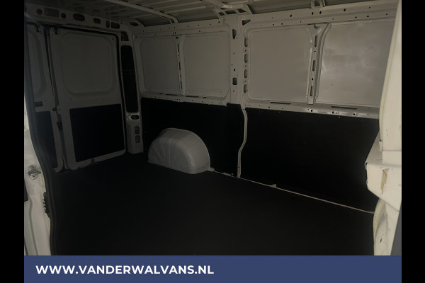 Citroën Jumper 2.0 BlueHDi 131pk L2H1 Euro6 Airco | 2500kg Trekhaak | Dakdragers | LED Parkeersensoren, Bijrijdersbank, Bluetooth telefoonvoorbereiding
