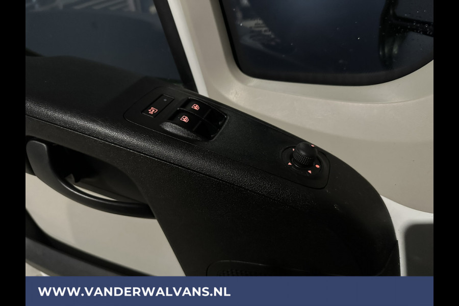 Citroën Jumper 2.0 BlueHDi 131pk L2H1 Euro6 Airco | 2500kg Trekhaak | Dakdragers | LED Parkeersensoren, Bijrijdersbank, Bluetooth telefoonvoorbereiding