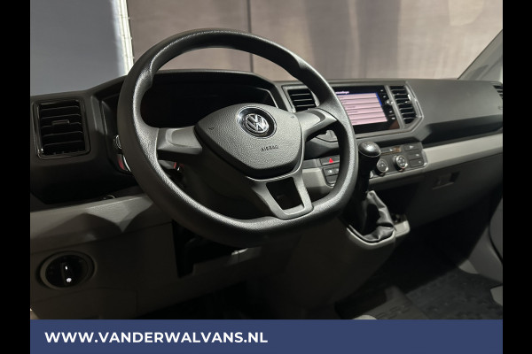 Volkswagen Crafter 2.0 TDI 140pk L3H3 L2H2 Euro6 Airco | Camera | Navigatie | LED | Stoelverwarming Apple Carplay, Android Auto, Chauffeursstoel, Parkeersensoren, 3000kg Trekvermogen
