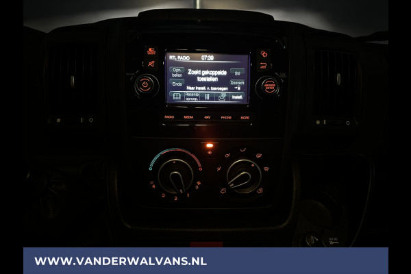 Opel Movano 2.2 CDTI 120pk L2H2 Euro6 Airco | Navigatie | Camera | Cruisecontrol | Parkeersensoren Bluetooth-telefoonvoorbereiding, Bijrijdersbank