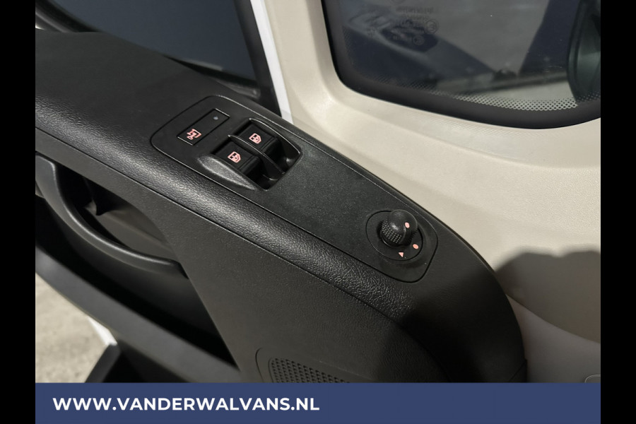 Opel Movano 2.2 CDTI 120pk L2H2 Euro6 Airco | Navigatie | Camera | Cruisecontrol | Parkeersensoren Bluetooth-telefoonvoorbereiding, Bijrijdersbank