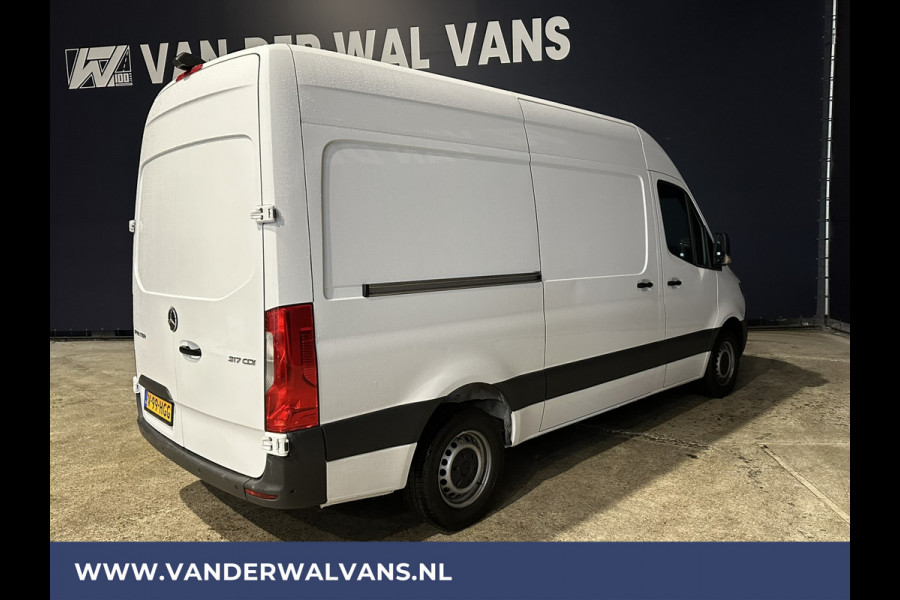 Mercedes-Benz Sprinter 317 CDI 170pk L2H2 Euro6 Airco | Navigatie | Cruisecontrol | Apple Carplay Android Auto, Parkeersensoren, Bijrijdersbank