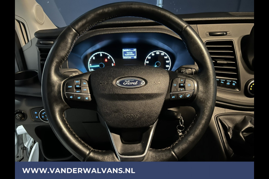 Ford Transit 2.0 TDCI L2H2 Euro6 Airco | Camera | LED | Cruisecontrol | Parkeersensoren | Verwarmde voorruit Bijrijdersbank, 2450kg trekvermogen