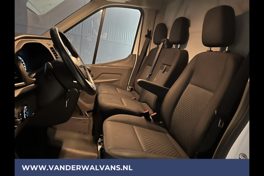 Ford Transit 2.0 TDCI L2H2 Euro6 Airco | Camera | LED | Cruisecontrol | Parkeersensoren | Verwarmde voorruit Bijrijdersbank, 2450kg trekvermogen