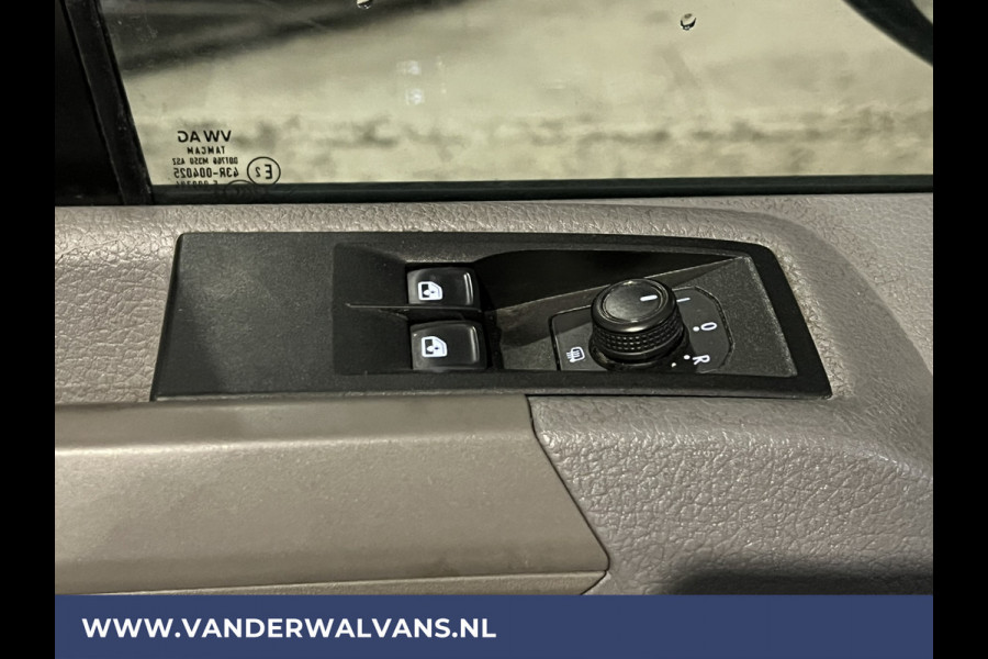 Volkswagen Crafter 2.0 TDI 140 pk L3H3 L2H2 Euro6 Airco | Camera | Apple Carplay | Cruisecontrol Android Auto, Parkeersensoren, Bijrijdersbank, 3000kg Trekvermogen