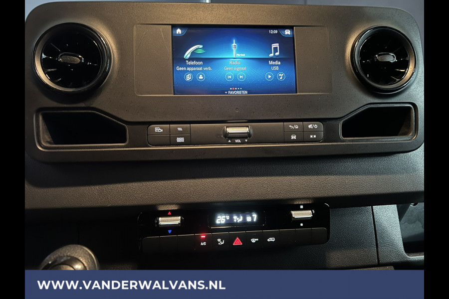 Mercedes-Benz Sprinter 317 CDI 170pk L2H2 Euro6 Airco | Camera | Stoelverwarming | Apple Carplay Android auto, mbux