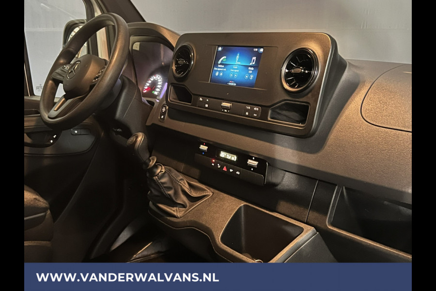 Mercedes-Benz Sprinter 317 CDI 170pk L2H2 Euro6 Airco | Camera | Stoelverwarming | Apple Carplay Android auto, mbux
