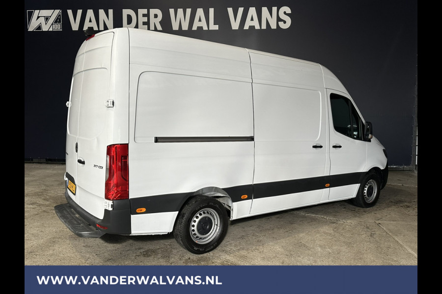 Mercedes-Benz Sprinter 317 CDI 170pk L2H2 Euro6 Airco | Camera | Stoelverwarming | Apple Carplay Android auto, mbux