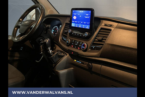 Ford Transit 2.0 TDCI 130pk L3H2 Euro6 Airco | Navigatie | Stoelverwarming | Camera | Apple Carplay | Android Auto LED, cruisecontrol, parkeersensoren, verwarmde voorruit, 2500kg trekvermogen