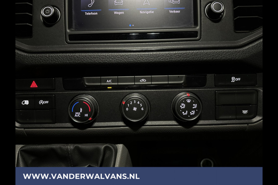 Volkswagen Crafter 2.0 TDI 140pk L3H3 L2H2 Euro6 Airco | 3000kg Trekhaak | Navigatie | Apple Carplay Android auto, Bijrijdersbank