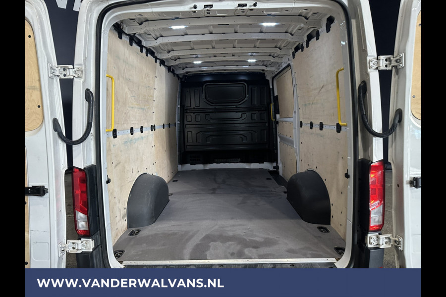 Volkswagen Crafter 2.0 TDI L3H2 L2H1 Euro6 Airco | Camera | Apple Carplay | Android Auto | Parkeersensoren Bijrijdersbank