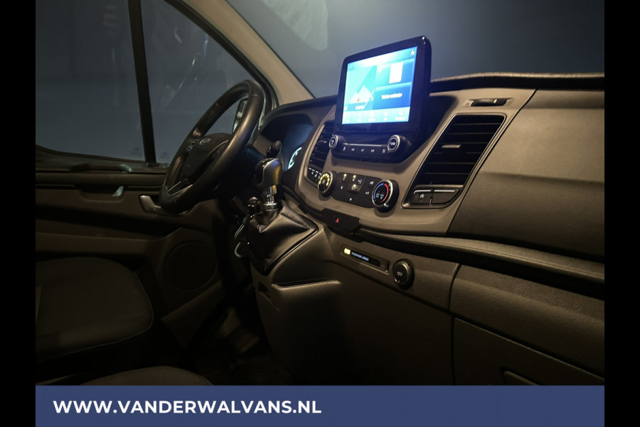 Ford Transit Custom 2.0 TDCI 130 pk L2H1 Euro6 Airco | Navigatie | LED | Cruisecontrol | Trekhaak Android Auto, Verwarmde voorruit, Parkeersensoren, Bijrijdersbank