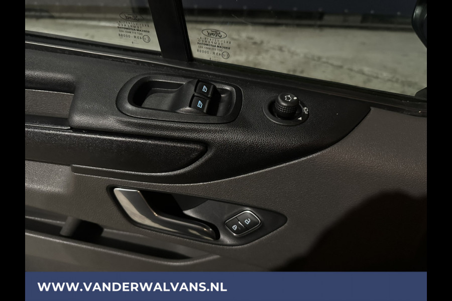 Ford Transit Custom 2.0 TDCI 130 pk L2H1 Euro6 Airco | Navigatie | LED | Cruisecontrol | Trekhaak Android Auto, Verwarmde voorruit, Parkeersensoren, Bijrijdersbank
