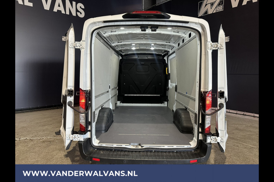 Ford Transit 2.0 TDCI 130pk L3H2 Euro6 Airco | Camera | Navigatie | Apple Carplay | Android Auto Cruisecontrol, Stoelverwarming, Parkeersensoren, Verwarmde voorruit, Bijrijdersbank