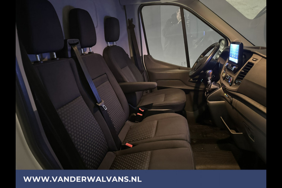 Ford Transit 2.0 TDCI 130pk L3H2 Euro6 Airco | Camera | Navigatie | Apple Carplay | Android Auto Cruisecontrol, Stoelverwarming, Parkeersensoren, Verwarmde voorruit, Bijrijdersbank