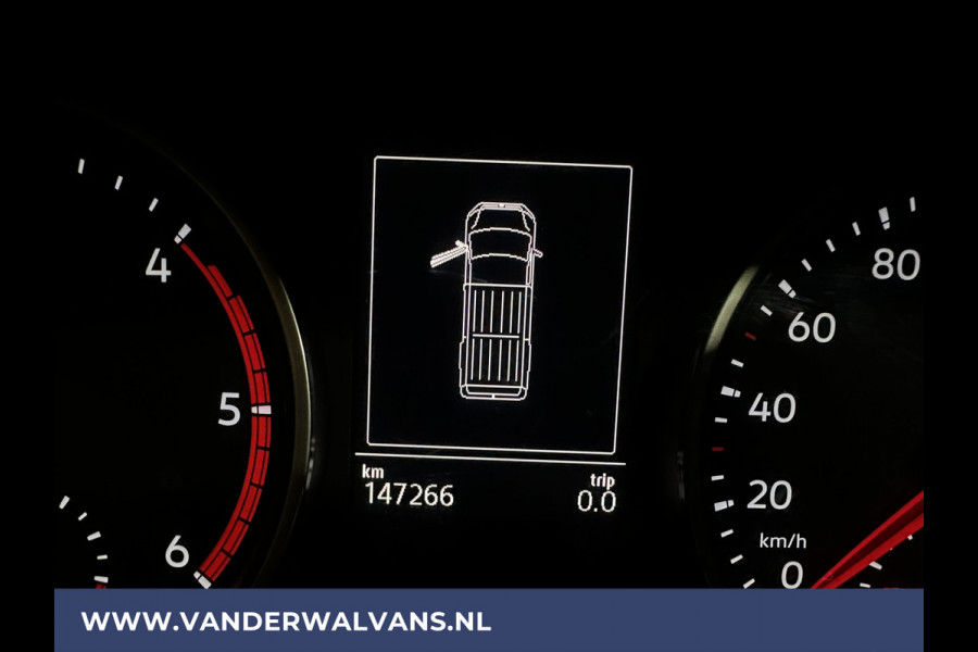 Volkswagen Crafter 2.0 TDI 140 pk L3H3 L2H2 Euro6 Airco | Navigatie | Apple Carplay | Android Auto | Cruisecontrol Bijrijdersbank, 3000kg trekvermogen