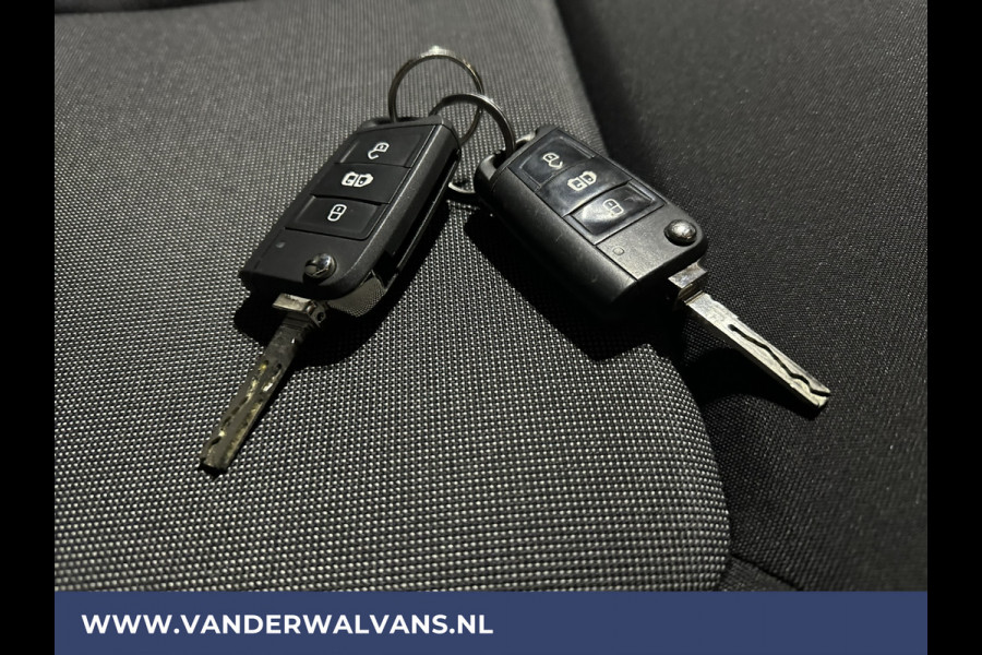 Volkswagen Crafter 2.0 TDI 140 pk L3H3 L2H2 Euro6 Airco | Navigatie | Apple Carplay | Cruisecontrol Android Auto, Bijrijdersbank, 3000kg trekvermogen