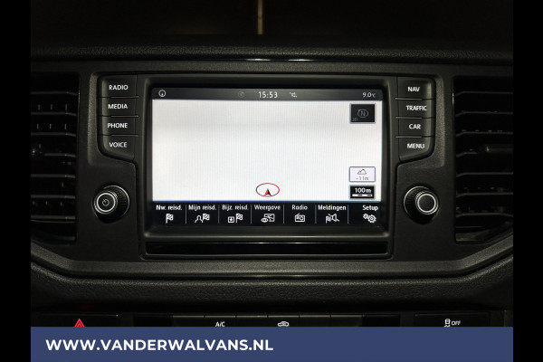 Volkswagen Crafter 2.0 TDI 140 pk L3H2 L2H1 Euro6 Airco | Navigatie | Apple Carplay | Android Auto | Trekhaak Parkeersensoren, Bijrijdersbank