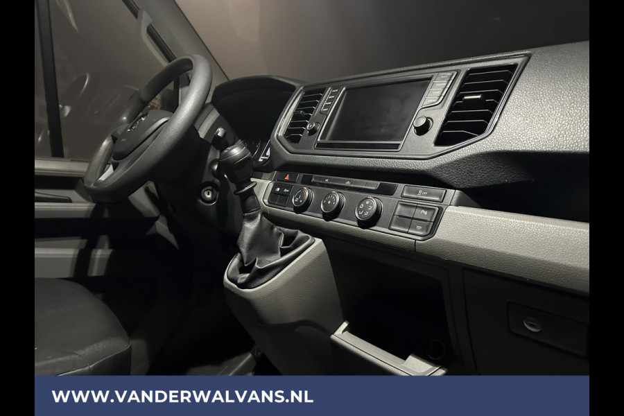 Volkswagen Crafter 2.0 TDI 140 pk L3H2 L2H1 Euro6 Airco | Navigatie | Apple Carplay | Android Auto | Trekhaak Parkeersensoren, Bijrijdersbank