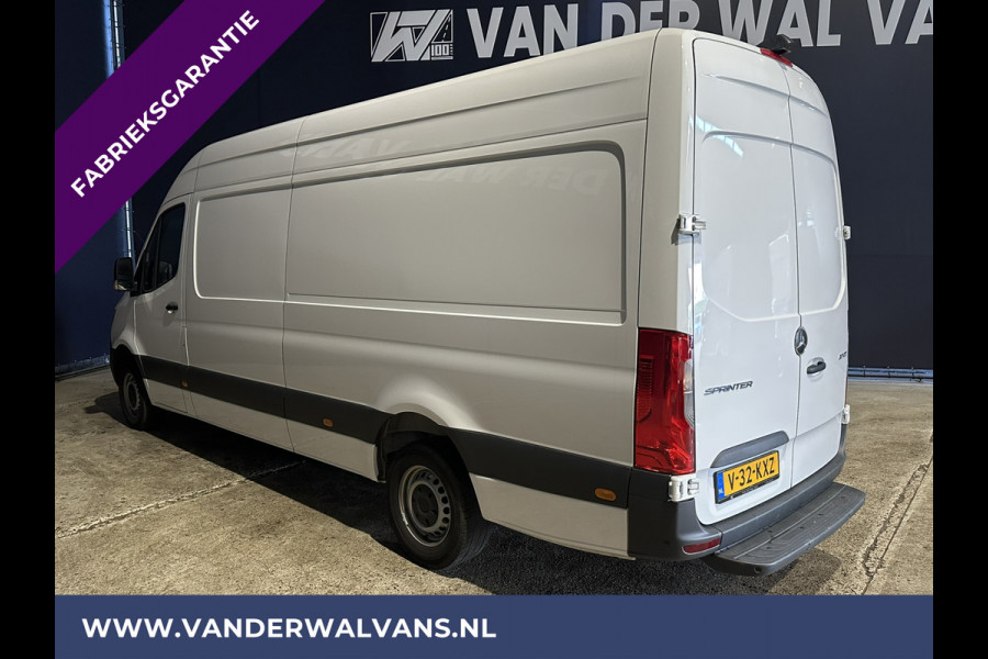 Mercedes-Benz Sprinter 317 CDI 170pk L3H2 Fabrieksgarantie Euro6 Airco | Camera | Apple Carplay | Android Auto Cruisecontrol, Parkeersensoren, Bijrijdersbank, Stoelverwarming, MBUX