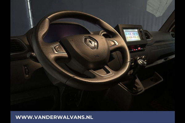 Renault Master 2.3 dCi 136pk L2H2 Euro6 Airco | Navigatie | Camera | 2500kg Trekhaak | LED cruisecontrol, parkeersensoren, bijrijdersbank