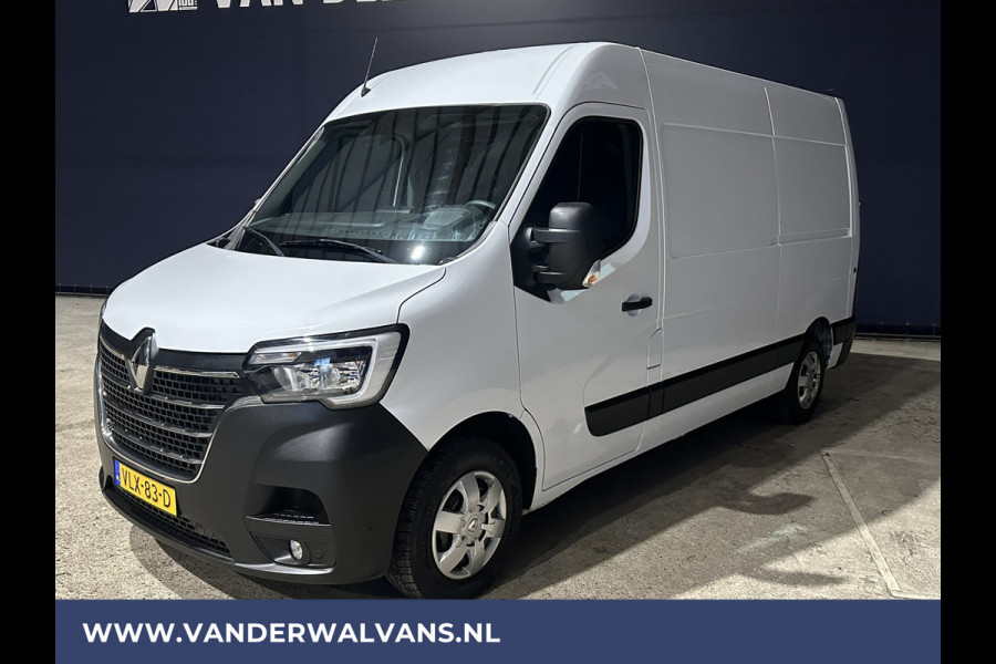 Renault Master 2.3 dCi 136pk L2H2 Euro6 Airco | Navigatie | Camera | 2500kg Trekhaak | LED cruisecontrol, parkeersensoren, bijrijdersbank