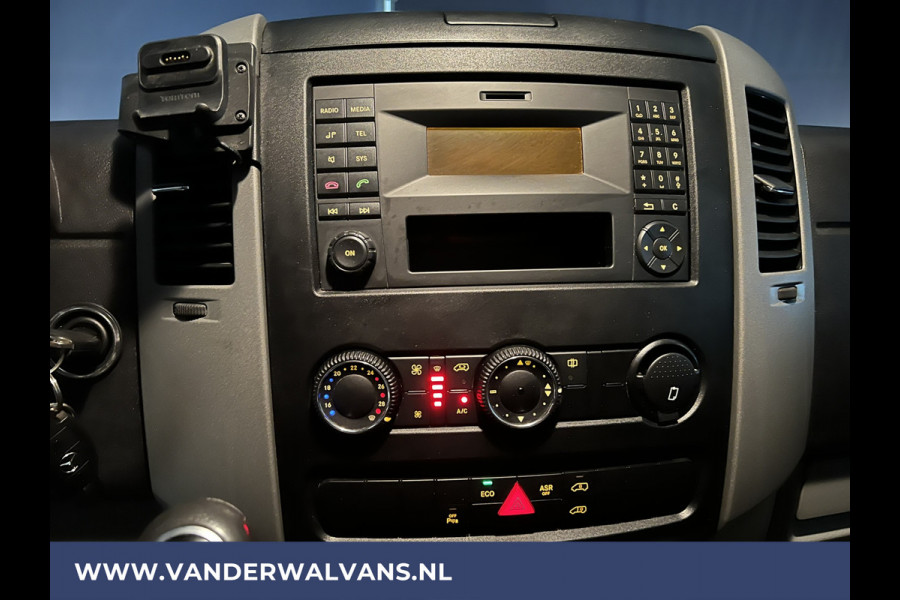 Mercedes-Benz Sprinter 316 CDI 163 pk L2H2 Euro6 Airco | 2800kg trekhaak | Cruisecontrol | Parkeersensoren
