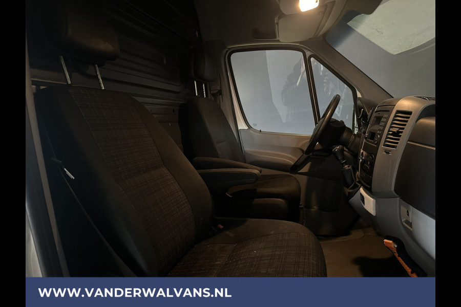 Mercedes-Benz Sprinter 316 CDI 163 pk L2H2 Euro6 Airco | 2800kg trekhaak | Cruisecontrol | Parkeersensoren