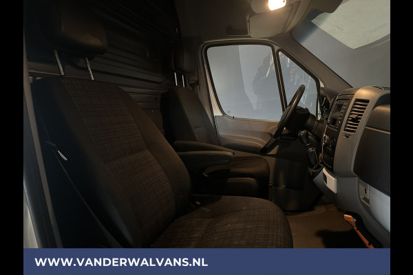 Mercedes-Benz Sprinter 316 CDI 163 pk L2H2 Euro6 Airco | 2800kg trekhaak | Cruisecontrol | Parkeersensoren
