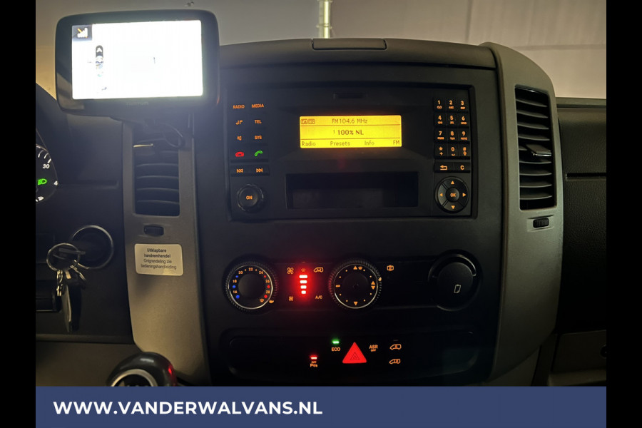 Mercedes-Benz Sprinter 316 CDI 163 pk L2H2 Euro6 Airco | 2800kg trekhaak | Cruiscontrol parkeersensoren