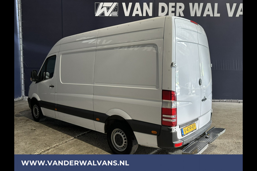 Mercedes-Benz Sprinter 316 CDI 163 pk L2H2 Euro6 Airco | 2800kg Trekhaak | Cruisecontrol parkeersensoren, chauffeursstoel