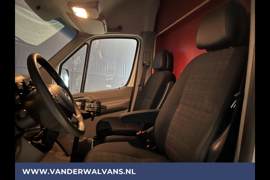 Mercedes-Benz Sprinter 316 CDI 163 pk L2H2 Euro6 Airco | 2800kg Trekhaak | Cruisecontrol parkeersensoren, chauffeursstoel