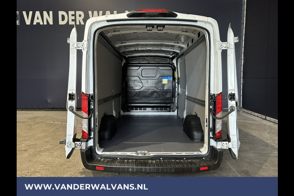 Ford Transit 2.0 TDCI 131pk L3H2 Euro6 Airco | Navigatie | Camera | Cruisecontrol | Apple Carplay | Stoelverwarming Android Auto, Parkeersensoren, Verwarmde voorruit, Bijrijdersbank