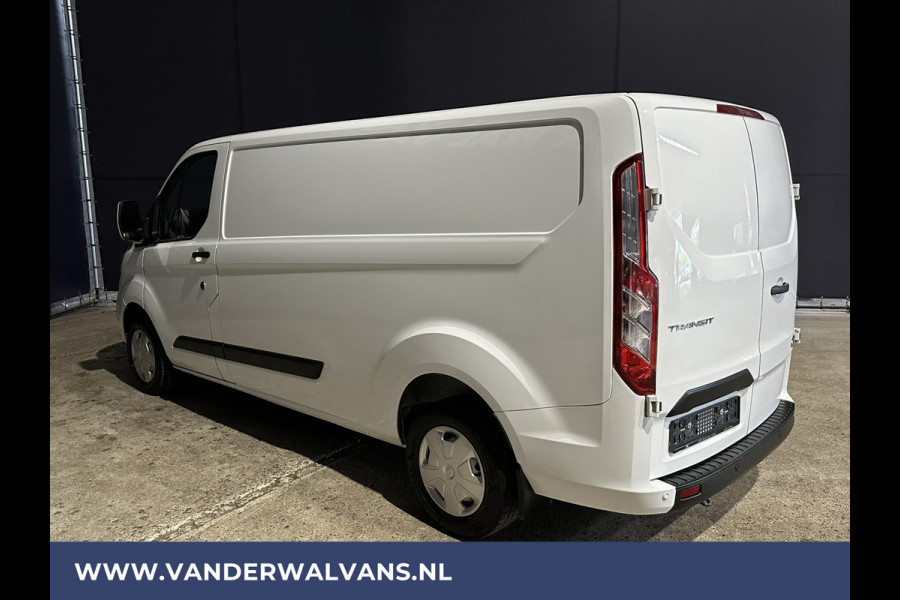 Ford Transit Custom 2.0 TDCI 131pk L2H1 Euro6 Airco | LED | Cruisecontrol | Verwarmde voorruit | 2800kg trekvermogen Parkeersensoren, Bijrijdersbank,