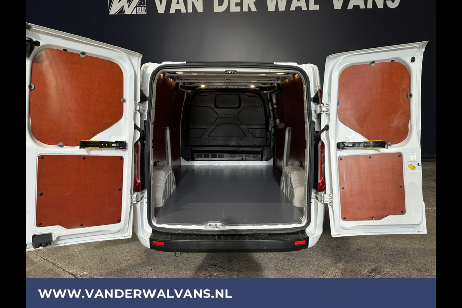 Ford Transit Custom 2.0 TDCI 131pk L2H1 Euro6 Airco | LED | Cruisecontrol | Verwarmde voorruit | 2800kg trekvermogen Parkeersensoren, Bijrijdersbank,