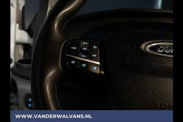 Ford Transit Custom 2.0 TDCI 131pk L2H1 Euro6 Airco | LED | Cruisecontrol | Verwarmde voorruit | 2800kg trekvermogen Parkeersensoren, Bijrijdersbank,