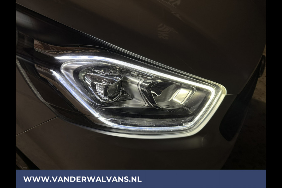 Ford Transit Custom 2.0 TDCI 131pk L2H1 Euro6 Airco | LED | Cruisecontrol | Verwarmde voorruit | 2800kg trekvermogen Parkeersensoren, Bijrijdersbank,