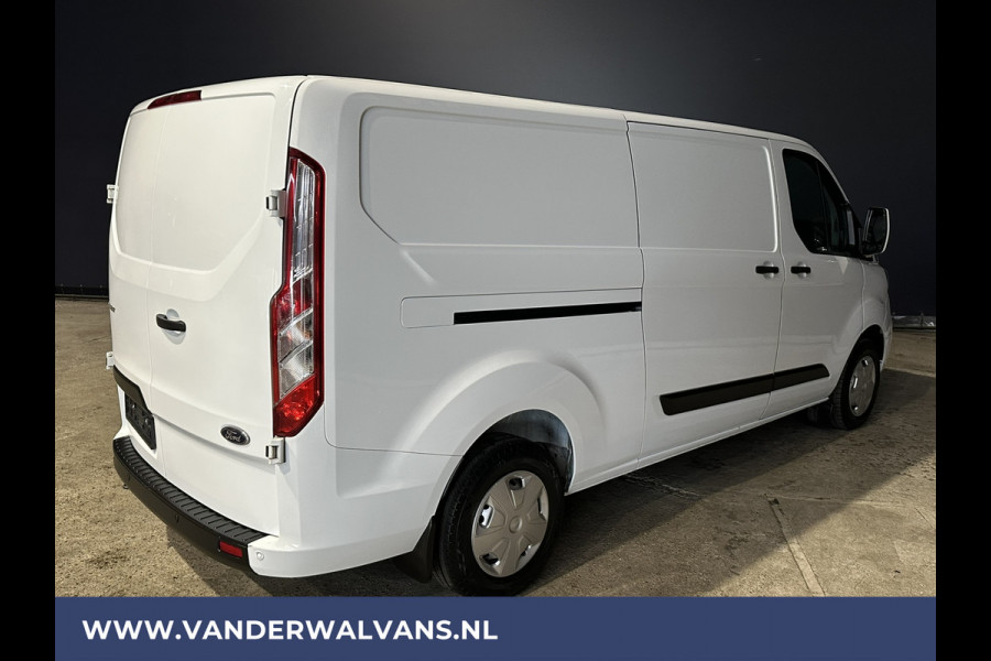 Ford Transit Custom 2.0 TDCI 131pk L2H1 Euro6 Airco | LED | Cruisecontrol | Verwarmde voorruit | 2800kg trekvermogen Parkeersensoren, Bijrijdersbank,