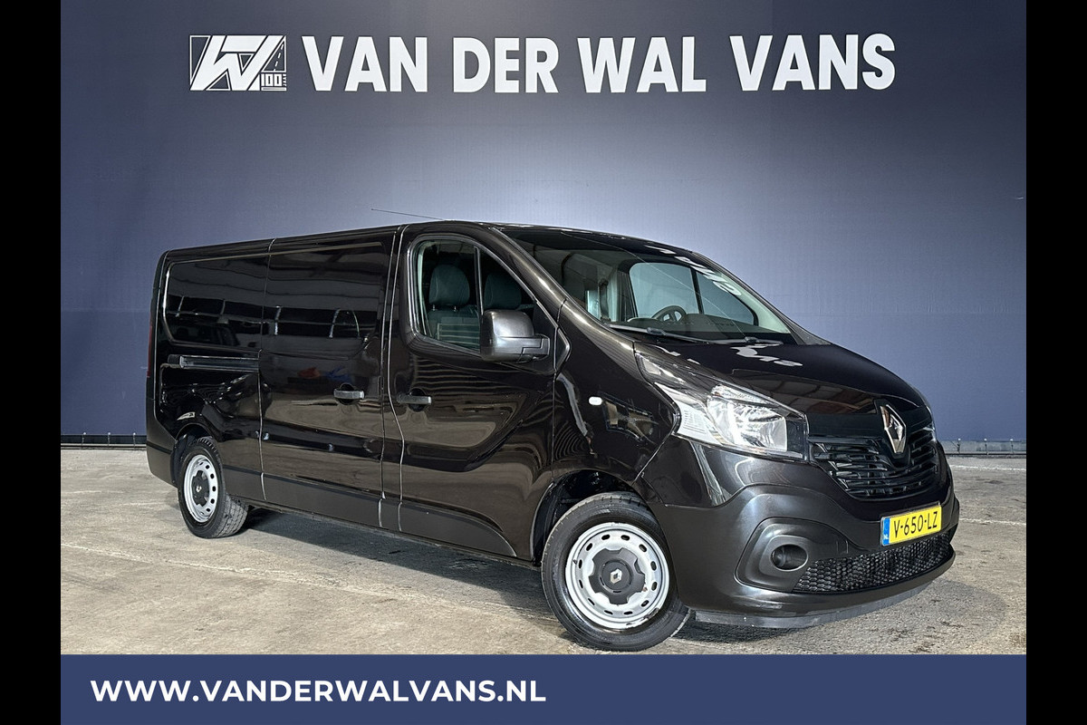 Renault Trafic 1.6 dCi 125 pk L2H1 Euro6 Airco | Navigatie | Trekhaak | Cruisecontrol | Parkeersensoren Bijrijdersbank Renault Trafic 1.6 dCi 125 pk L2H1 Euro6 Airco | Navigatie | Trekhaak | Cruisecontrol | Parkeersensoren Bijrijdersbank