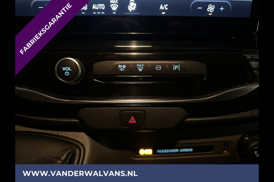 Ford Transit 2.0 TDCI 131pk L4H3 Fabrieksgarantie Euro6 Airco | Camera | Navigatie | Cruisecontrol | Parkeersensoren | Apple Carplay Android Auto, Bijrijdersbank, 2800kg trekvermogen