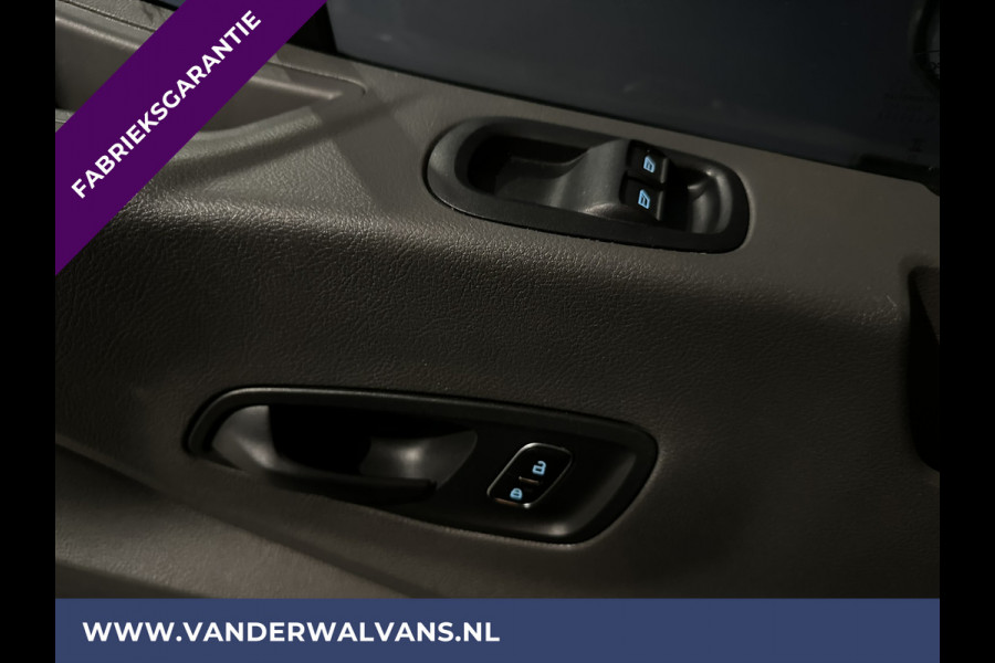 Ford Transit 2.0 TDCI 131pk L4H3 Fabrieksgarantie Euro6 Airco | Camera | Navigatie | Cruisecontrol | Parkeersensoren | Apple Carplay Android Auto, Bijrijdersbank, 2800kg trekvermogen