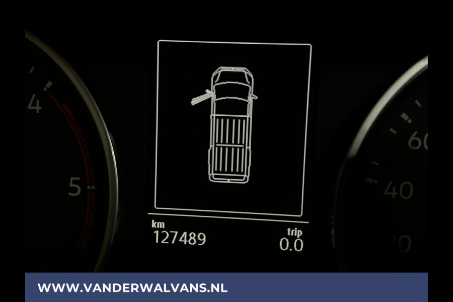 Volkswagen Crafter 2.0 TDI 141pk L3H3 L2H2 Euro6 Airco | Camera | Apple Carplay | Cruisecontrol Android Auto, Chauffeursstoel