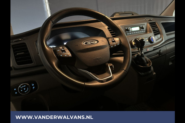 Ford Transit Custom 2.0 TDCI 130 pk L2H1 Euro6 Airco | LED | Cruisecontrol | Verwarmde voorruit | Parkeersensoren Bijrijdersbank, 2800kg trekvermogen