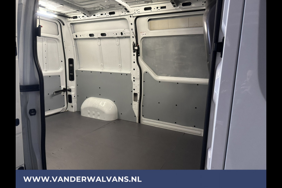 Renault Master 2.3 dCi 145 pk L2H2 Euro6 2500kg Trekhaak | 2x Zijdeur | Parkeersensoren | Chauffeursstoel, Bijrijdersbank